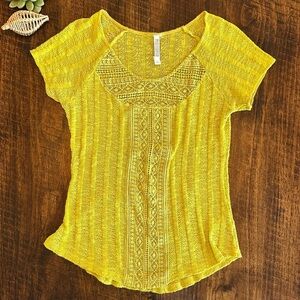 Maria Rerio |  Chartreuse Boho Crochet Lace Knit Short Sleeve Top, Size S